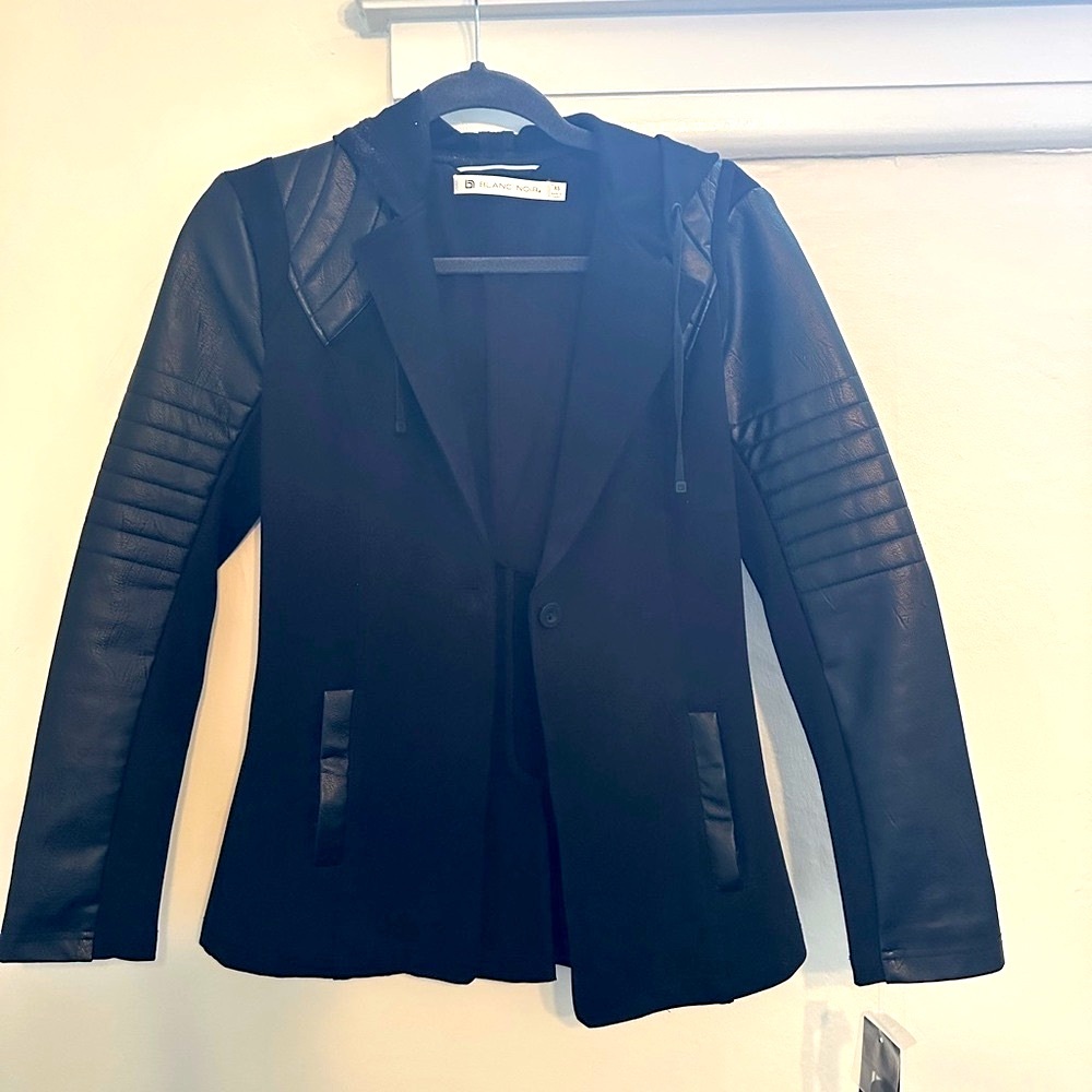Blanc Noir Jacket
